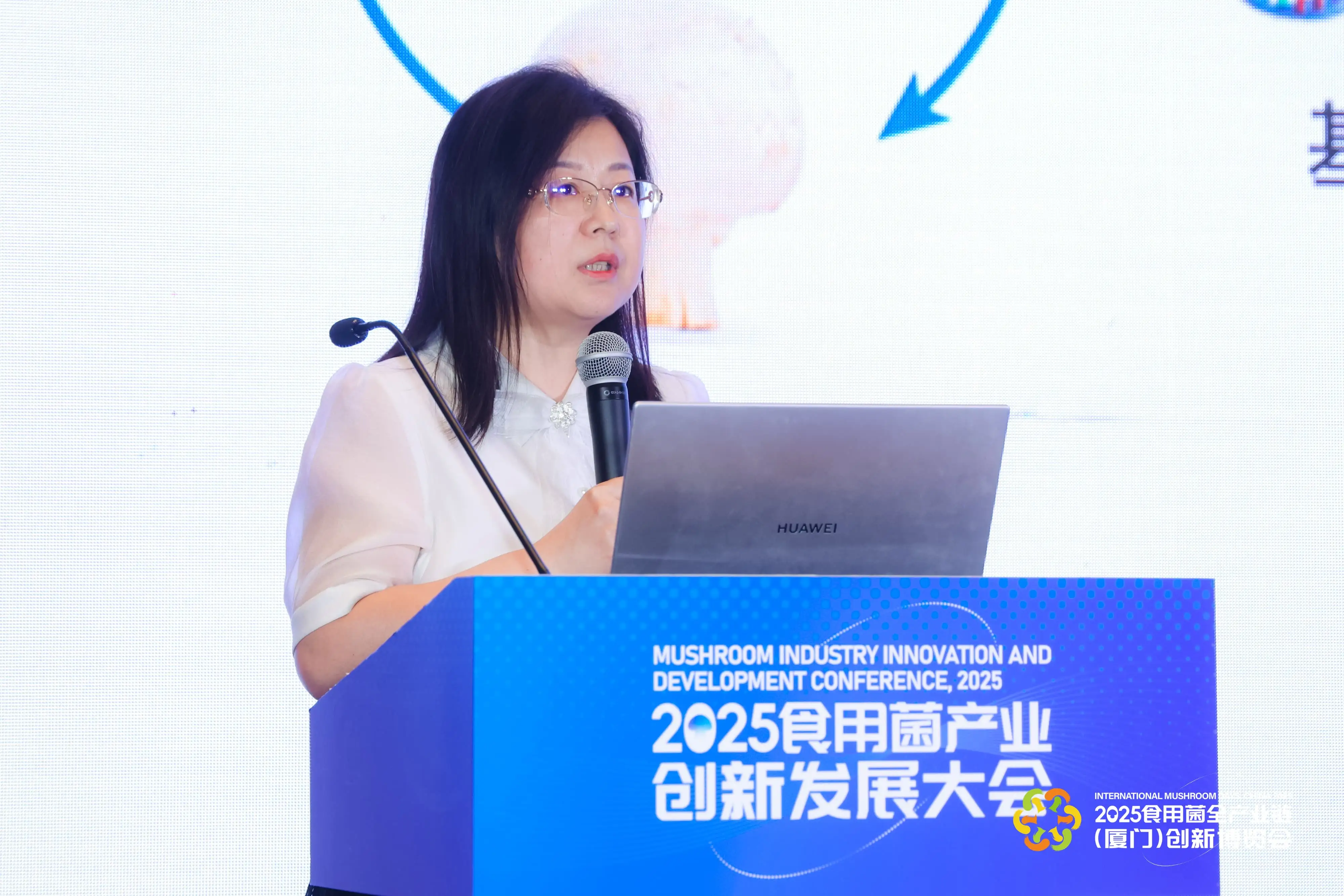 LHAO0928-min-min.webp