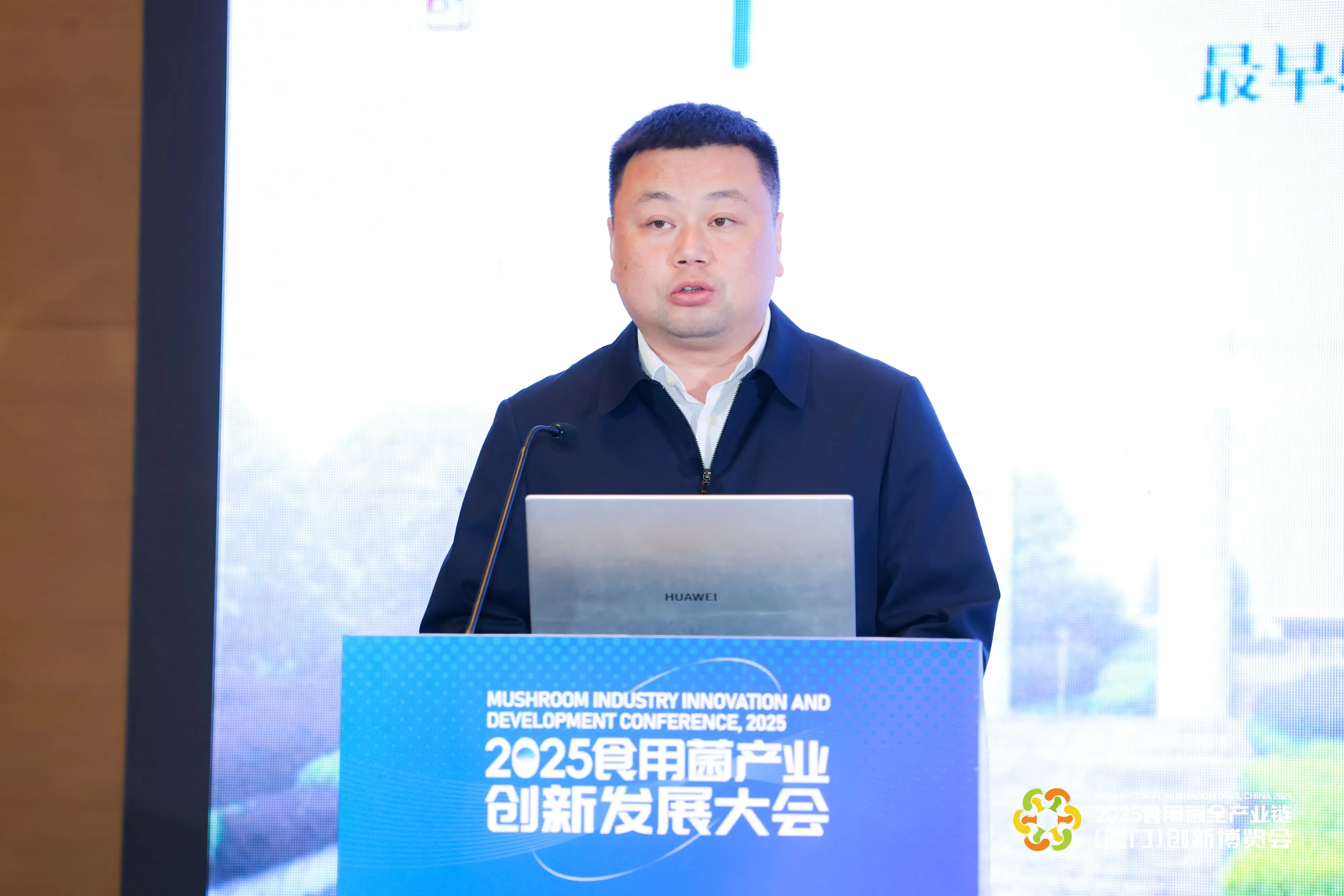 LHAO1622-min-min.webp